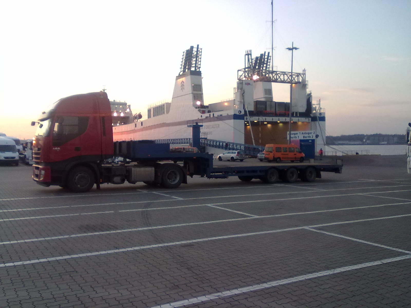 Leihfahrer Logistik Überführung Astrata